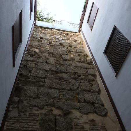 Apartamentos Victoria Bujalance Esterno foto