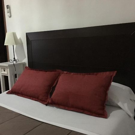 Apartamentos Victoria Bujalance Esterno foto