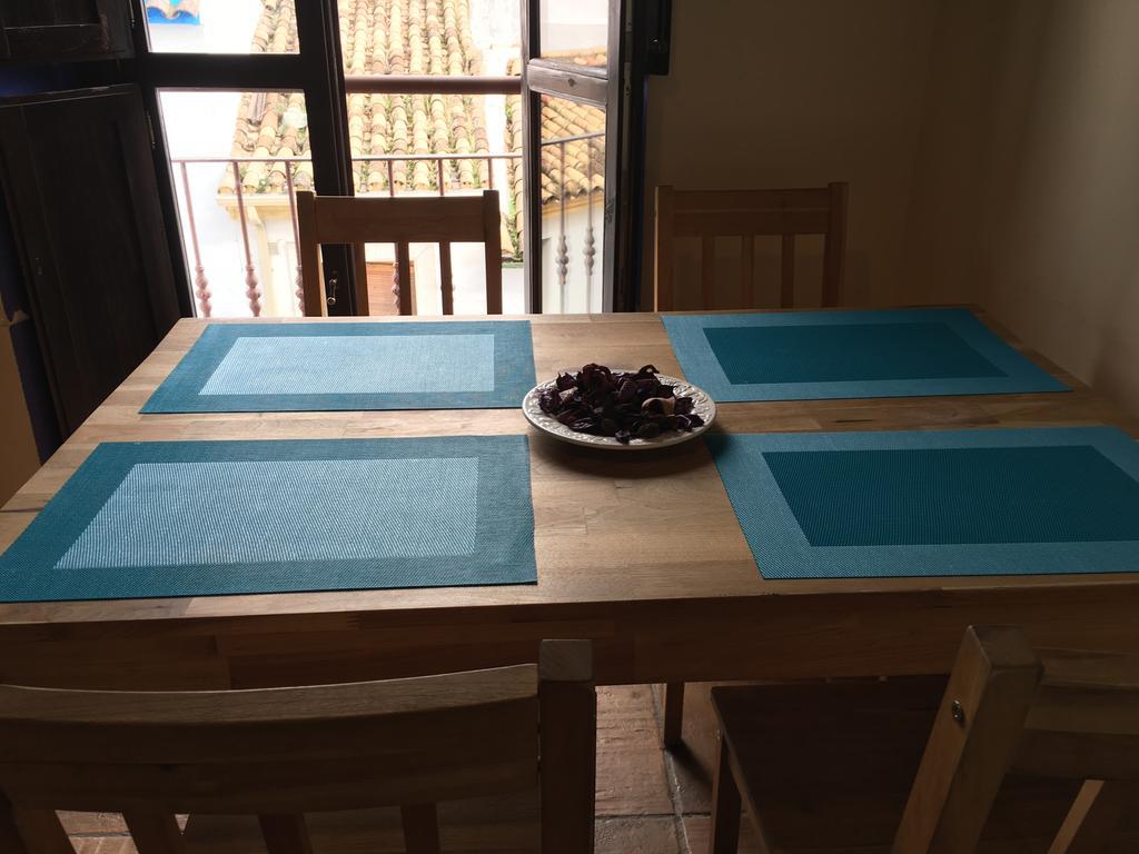 Apartamentos Victoria Bujalance Esterno foto