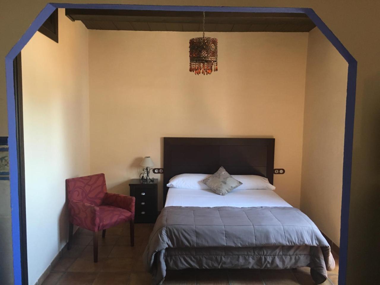 Apartamentos Victoria Bujalance Esterno foto