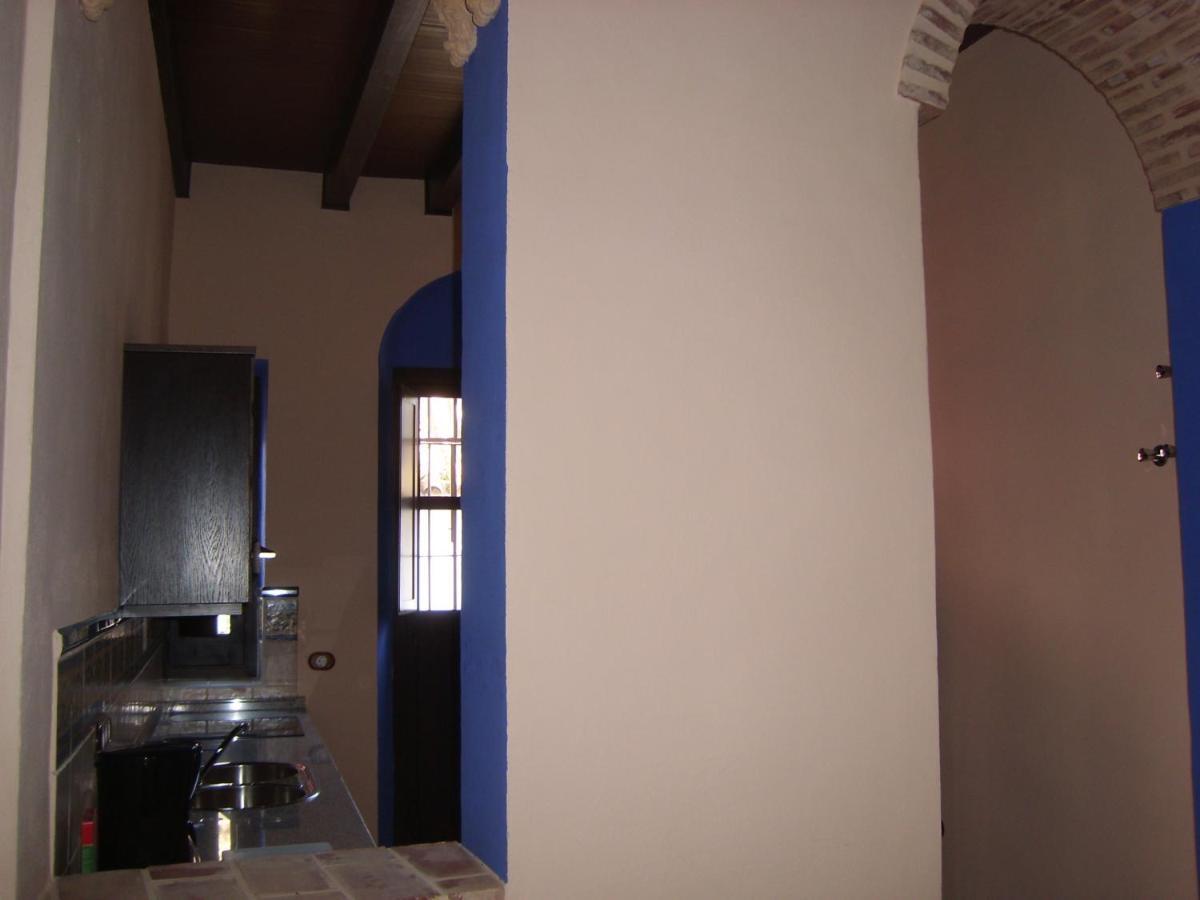 Apartamentos Victoria Bujalance Esterno foto